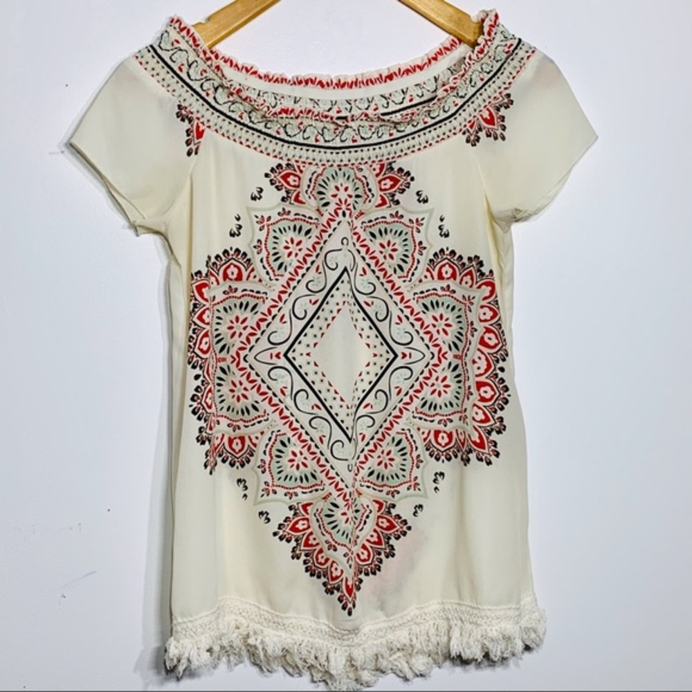 EUC‎ Tantrums Boho Off or On Shoulder Lace Trim Top